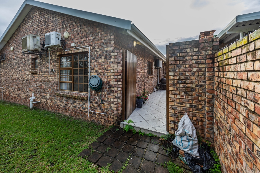 2 Bedroom Property for Sale in Gonubie Eastern Cape